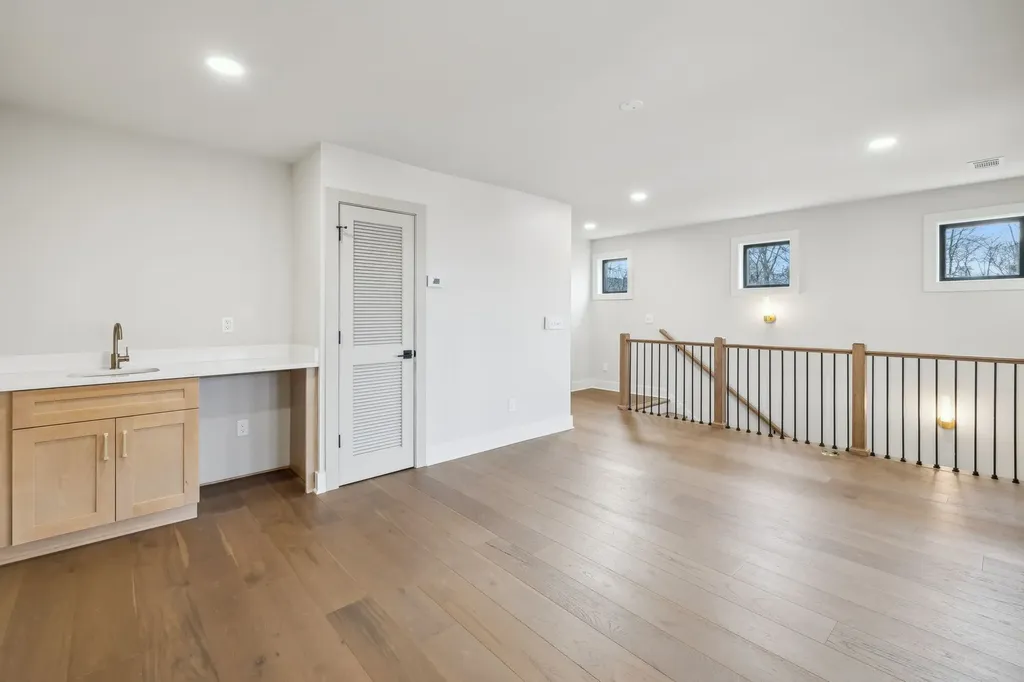 2719 Batavia Street Nashville TN 37208