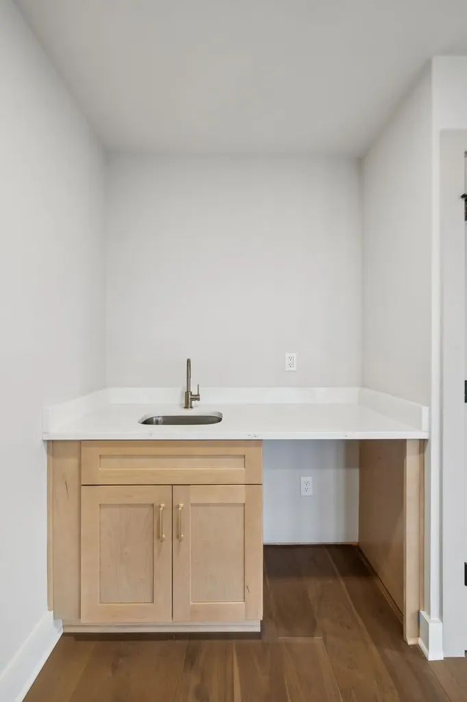 2719 Batavia Street Nashville TN 37208