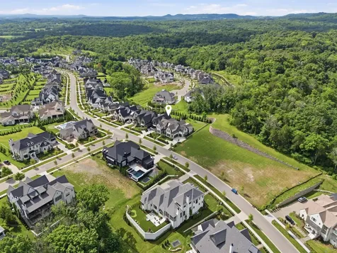 8068 Heirloom Boulevard College Grove TN 37046