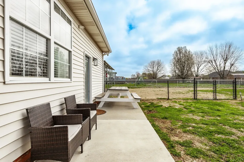 123 Megann Drive Portland TN 37148