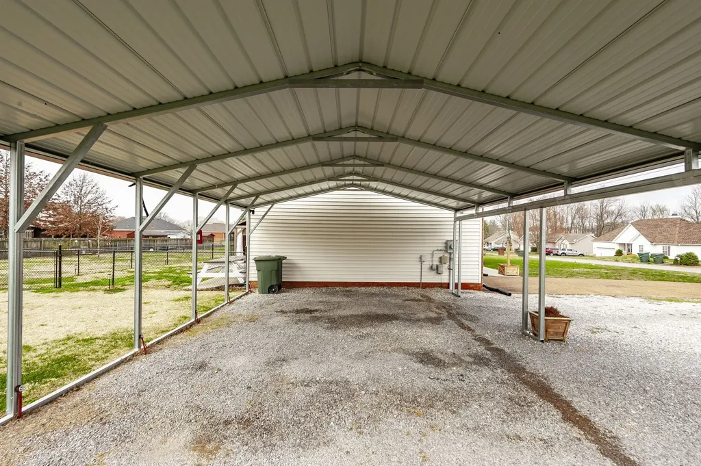 123 Megann Drive Portland TN 37148