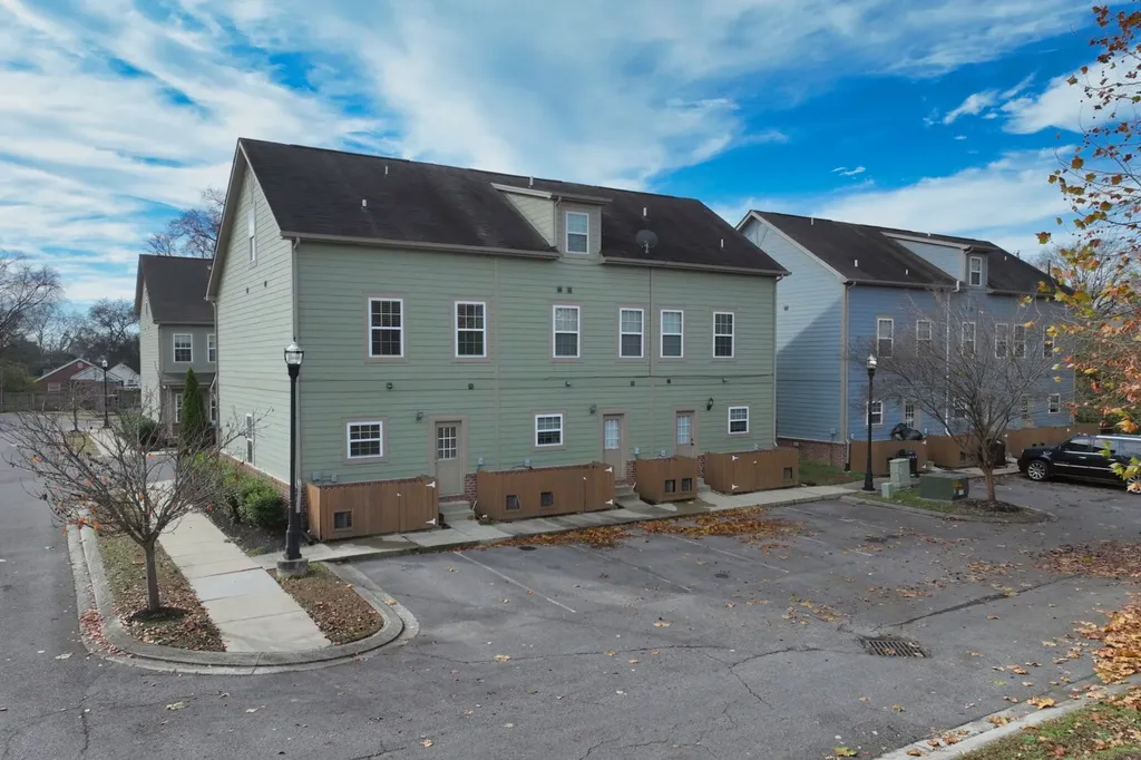 95 Plumlee Drive Hendersonville TN 37075