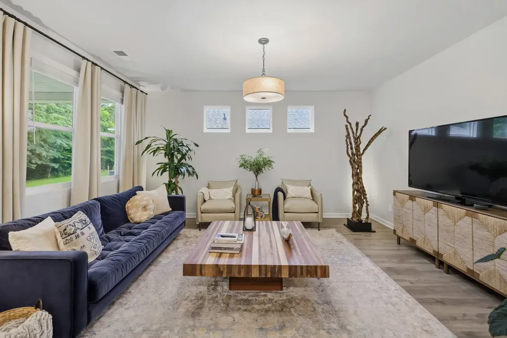 6887 Japonica Lane White House TN 37188