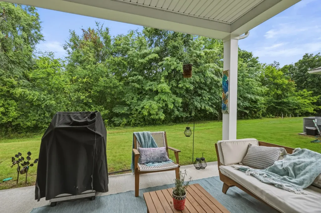 6887 Japonica Lane White House TN 37188