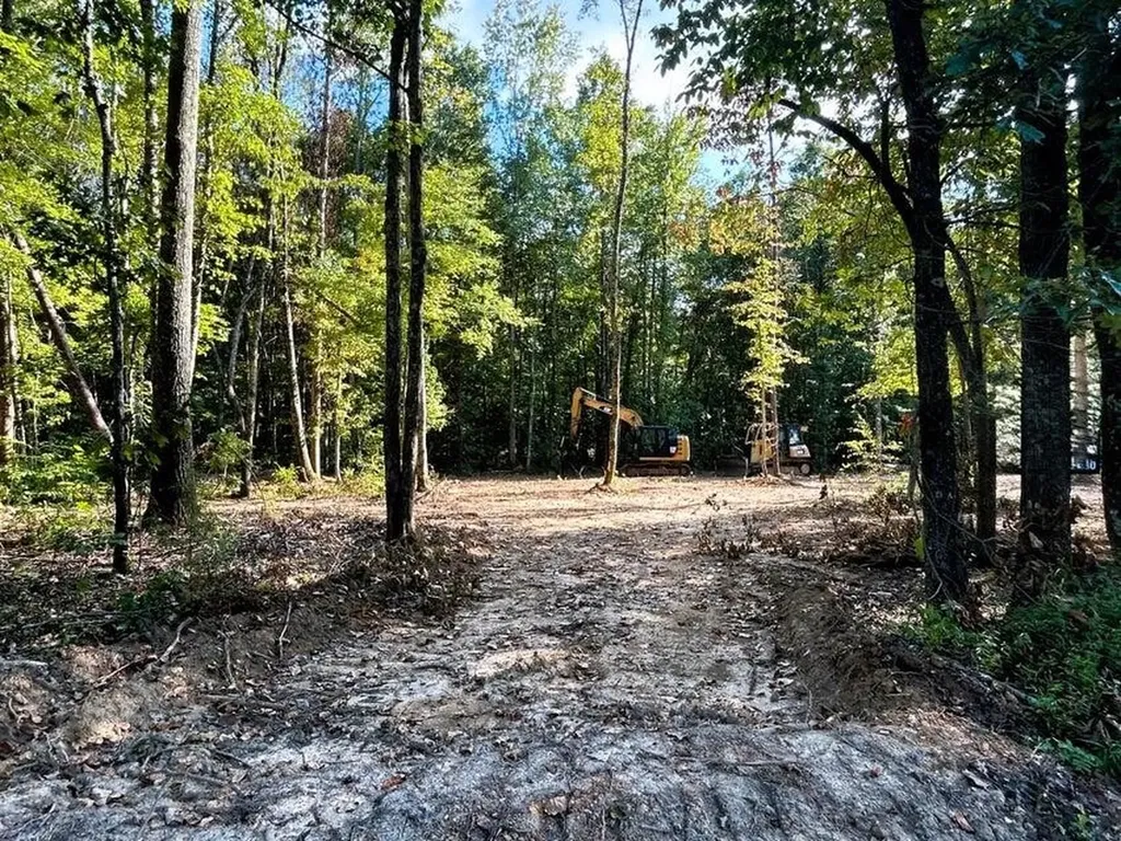 3 Pleasant Hill Road Ten Mile TN 37880