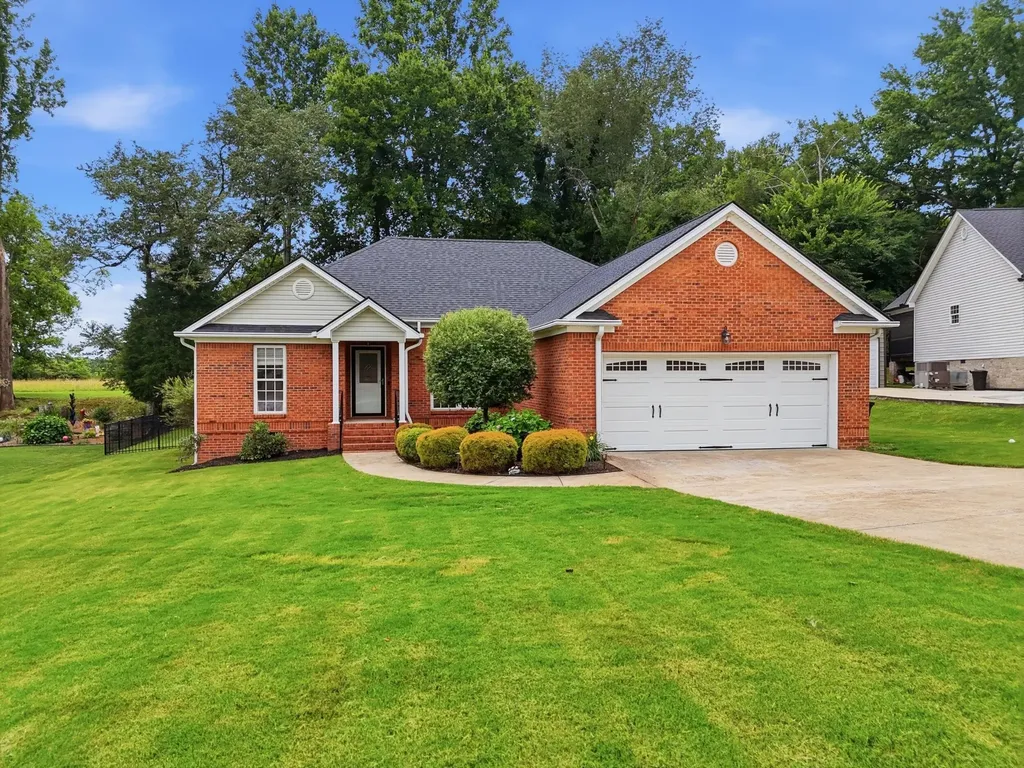10204 Nissi Way Soddy Daisy TN 37379