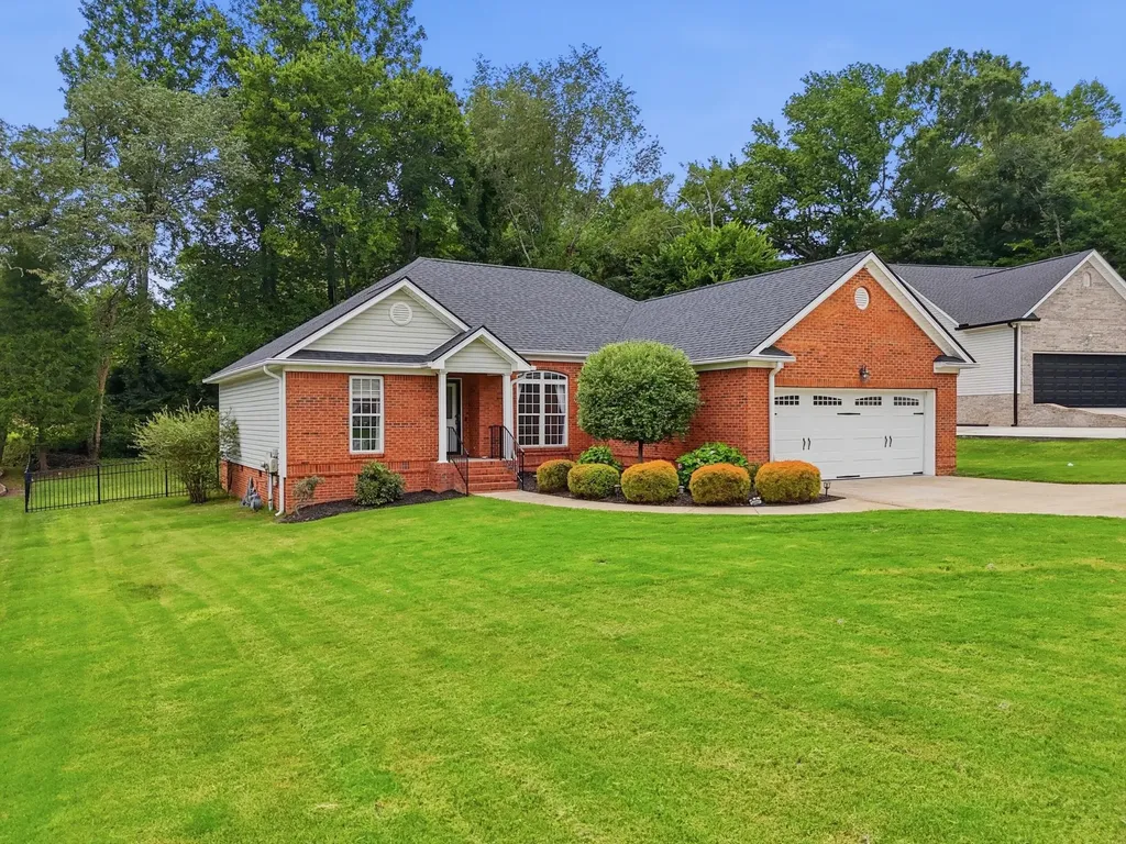 10204 Nissi Way Soddy Daisy TN 37379