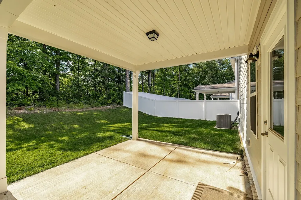 405 Brook Avenue White House TN 37188
