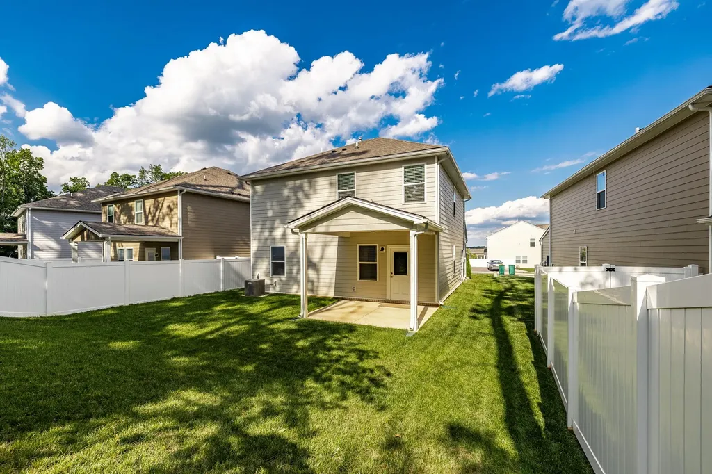 405 Brook Avenue White House TN 37188