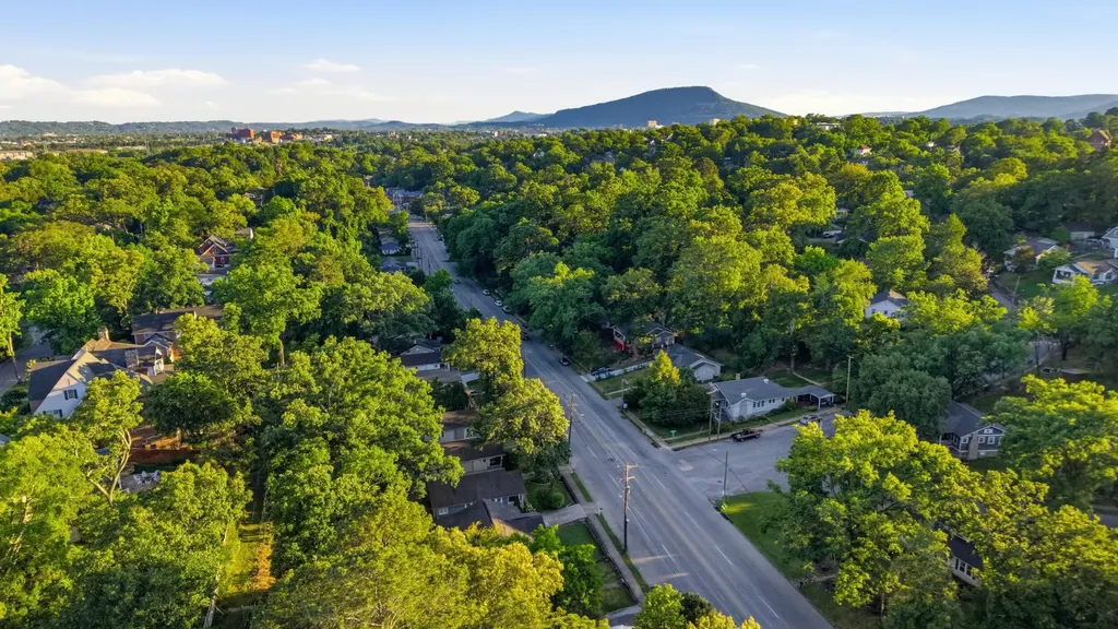 1416 Hixson Pike Chattanooga TN 37405
