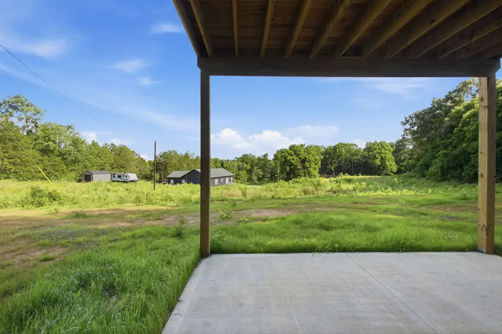 1496 Jones Creek Road Dickson TN 37055