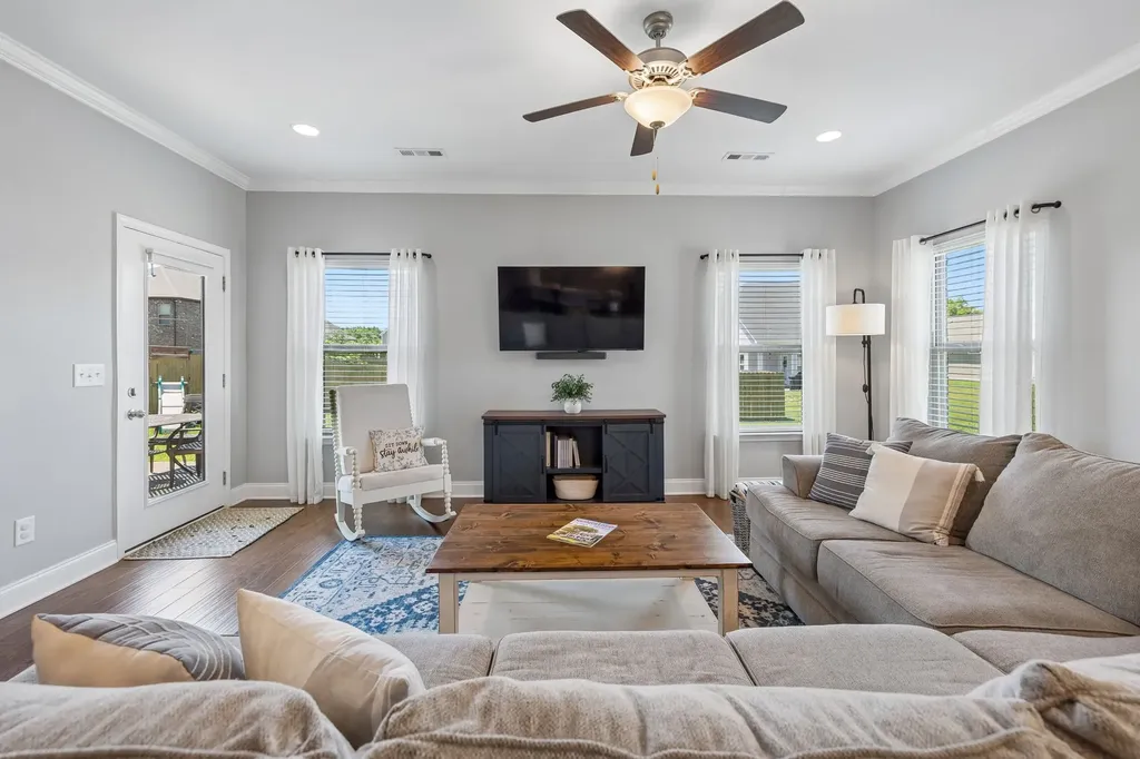 1009 Laurelwood Drive Gallatin TN 37066