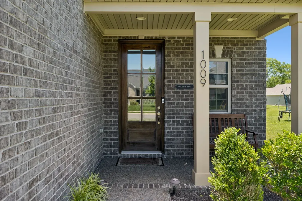 1009 Laurelwood Drive Gallatin TN 37066