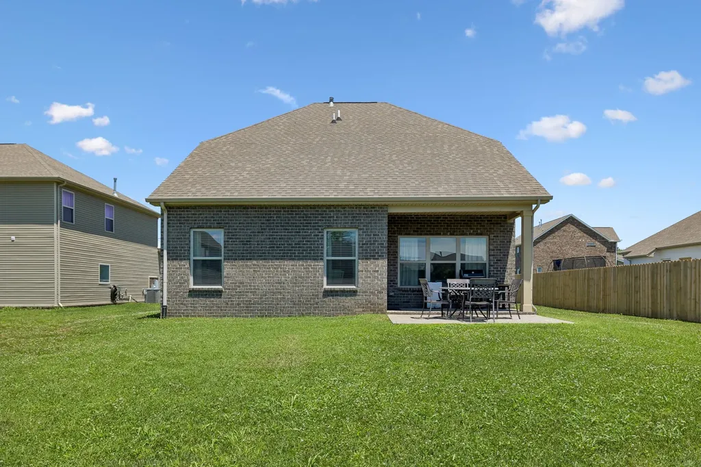 1009 Laurelwood Drive Gallatin TN 37066