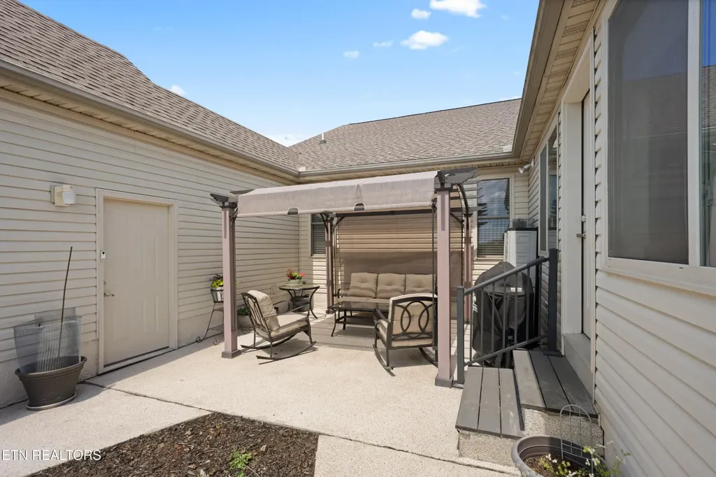 556 Woodgate Drive Crossville TN 38571
