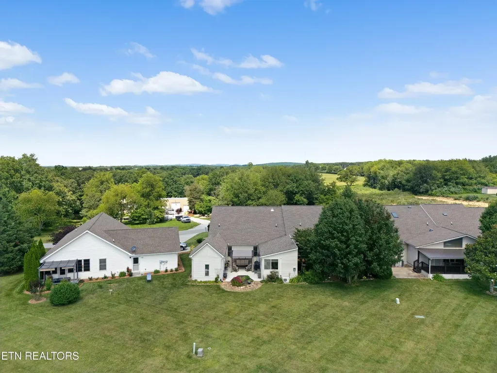 556 Woodgate Drive Crossville TN 38571
