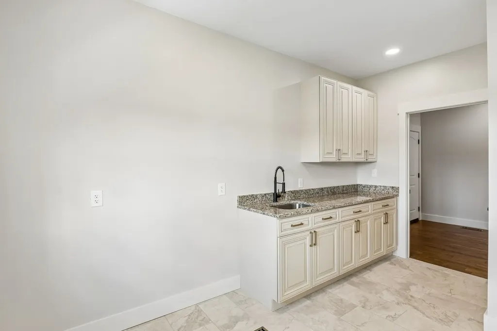 136 Summer Lake Drive Summertown TN 38483
