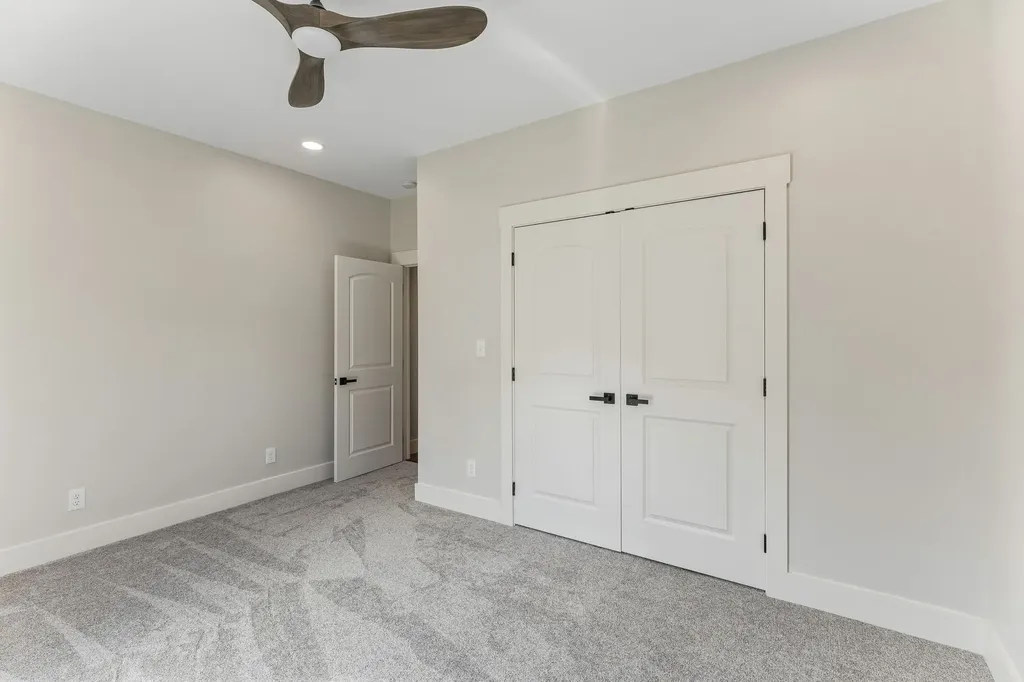 136 Summer Lake Drive Summertown TN 38483