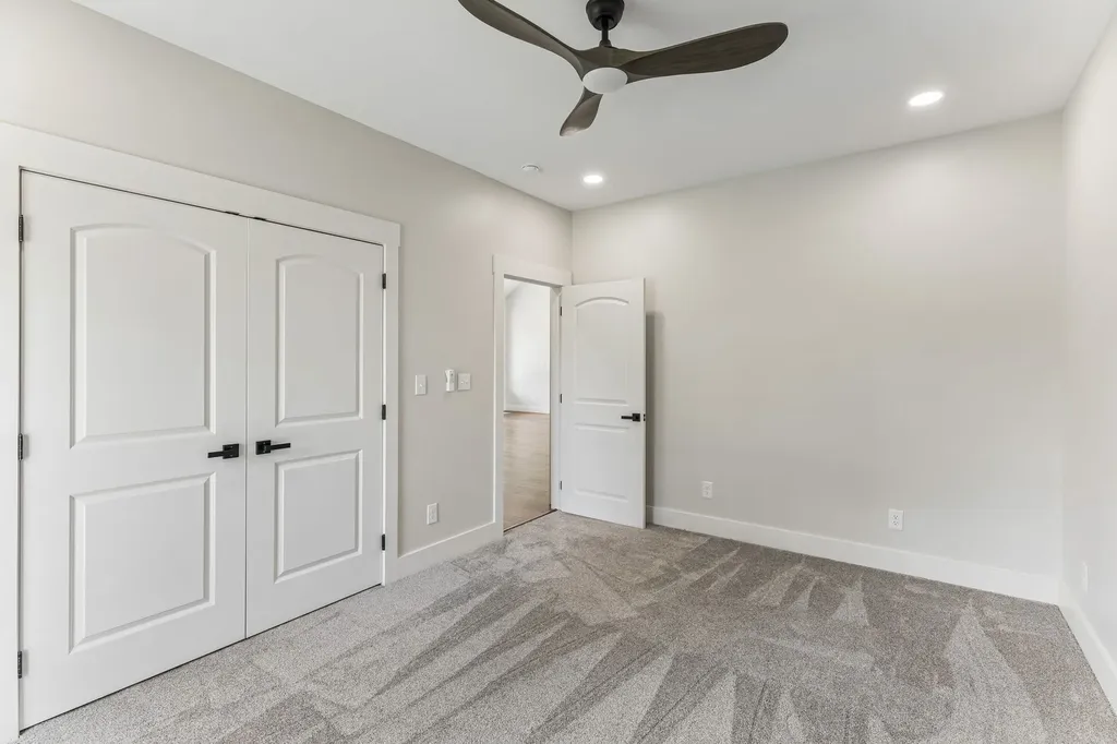 136 Summer Lake Drive Summertown TN 38483