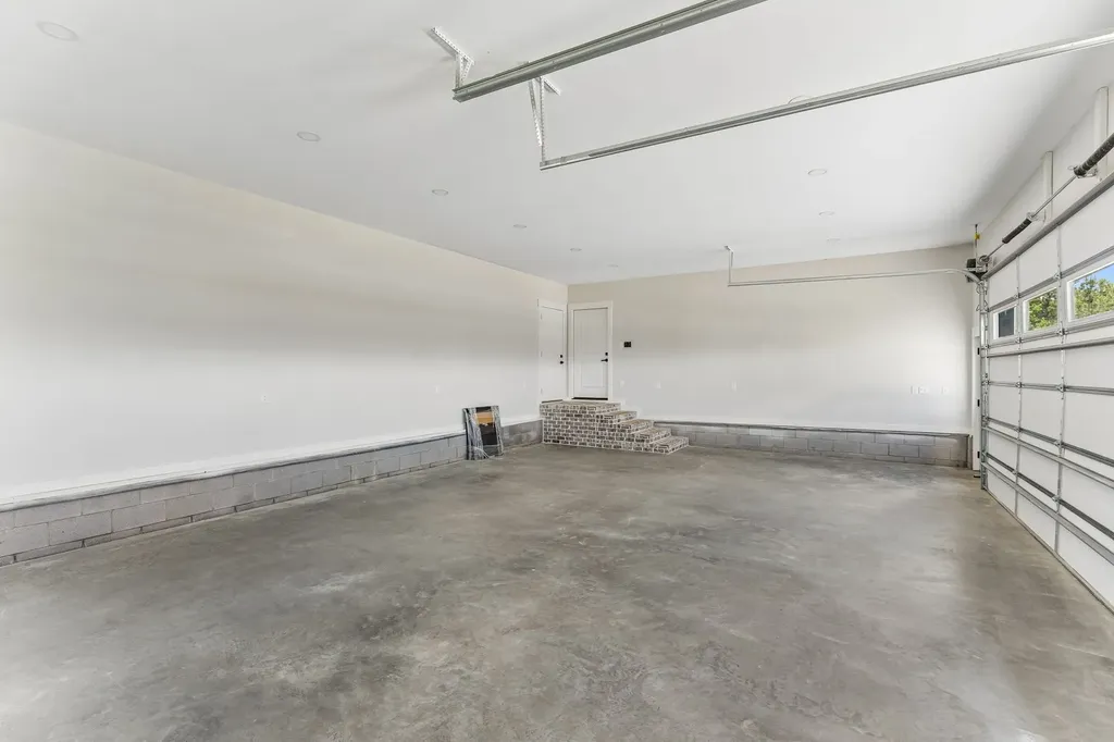 136 Summer Lake Drive Summertown TN 38483