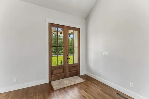 136 Summer Lake Drive Summertown TN 38483