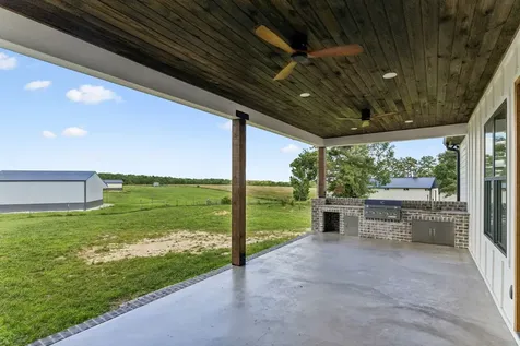136 Summer Lake Drive Summertown TN 38483