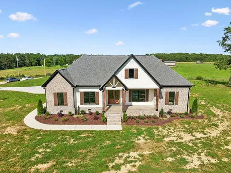 136 Summer Lake Drive Summertown TN 38483