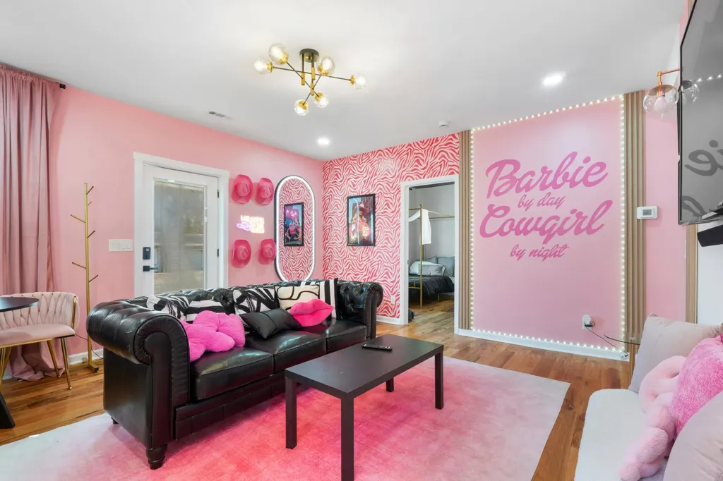 1732 16th Ave, N Nashville TN 37208