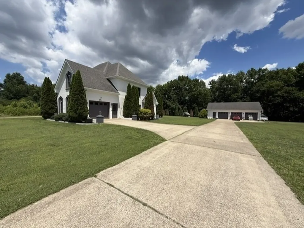 865 Butts Drive Clarksville TN 37042