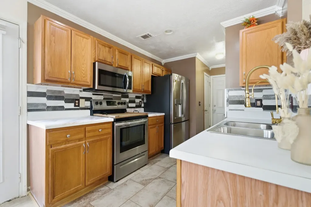 340 Sarna Drive La Vergne TN 37086