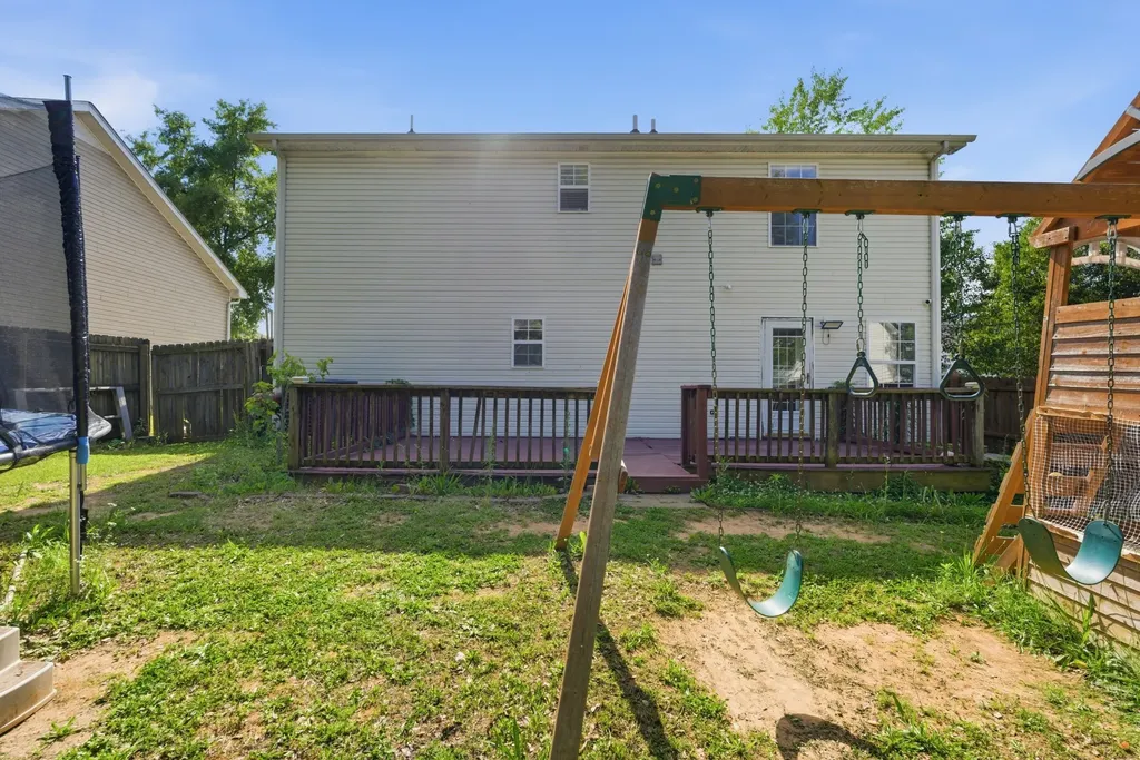 340 Sarna Drive La Vergne TN 37086