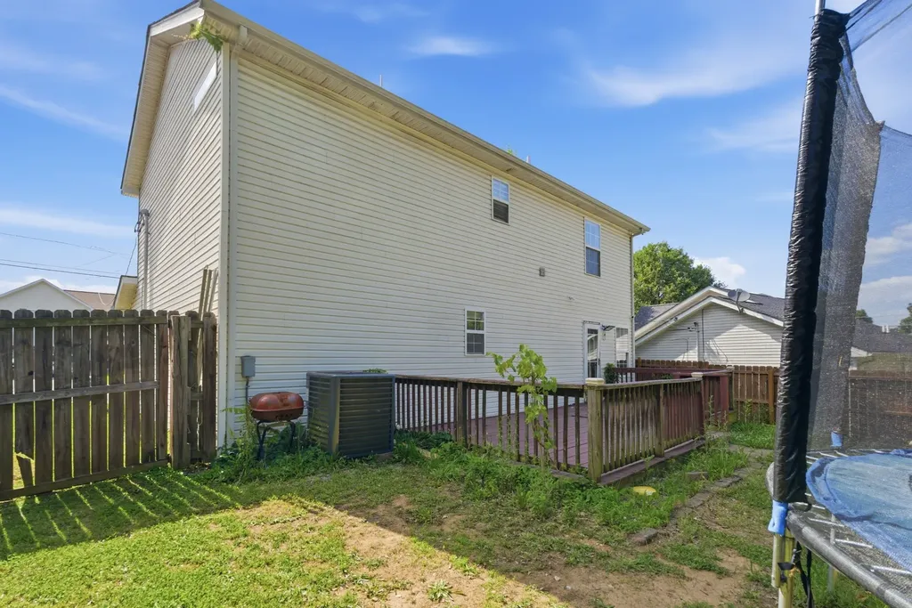 340 Sarna Drive La Vergne TN 37086