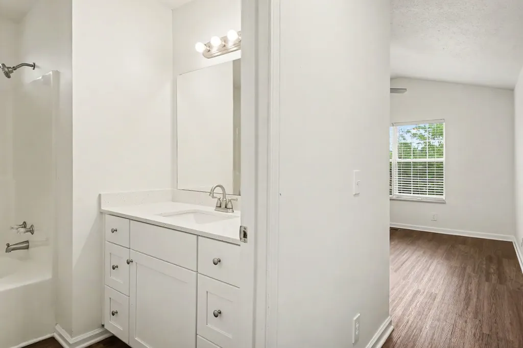 2006 Lassiter Drive Goodlettsville TN 37072