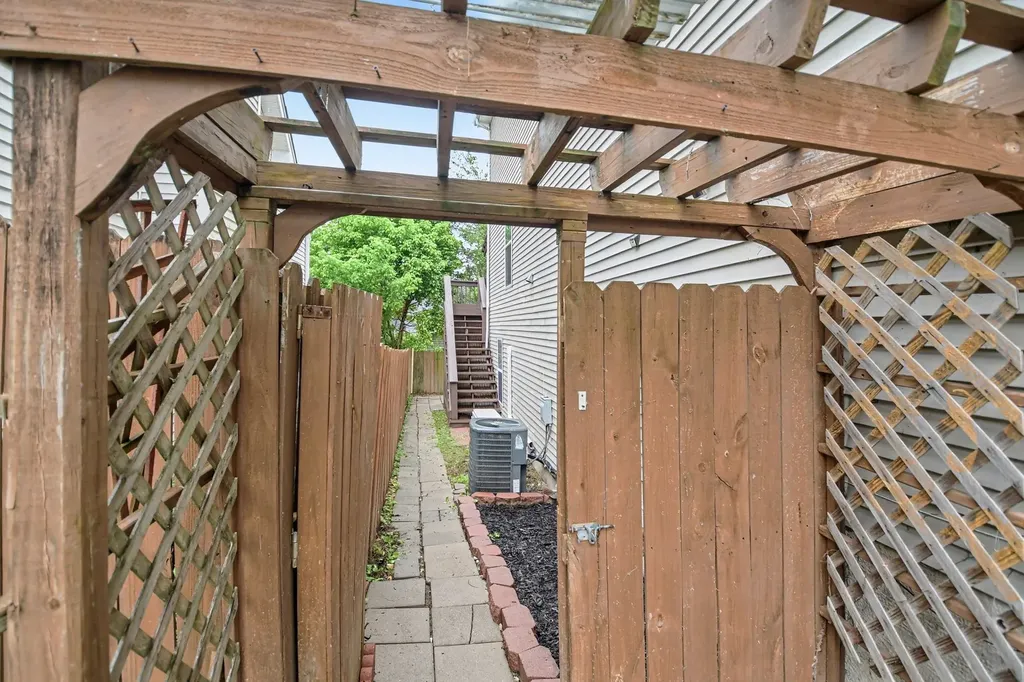 2006 Lassiter Drive Goodlettsville TN 37072