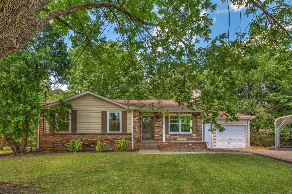 385 Nathaniel Court Clarksville TN 37042
