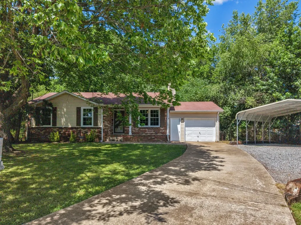 385 Nathaniel Court Clarksville TN 37042