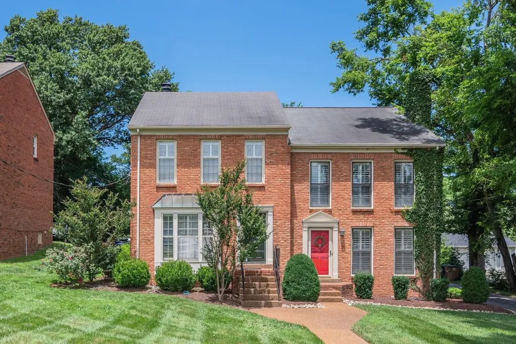 1020 Caldwell Lane Nashville TN 37204