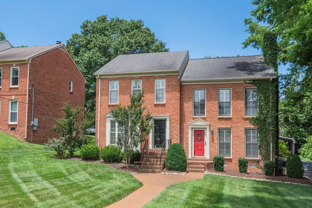 1020 Caldwell Lane Nashville TN 37204