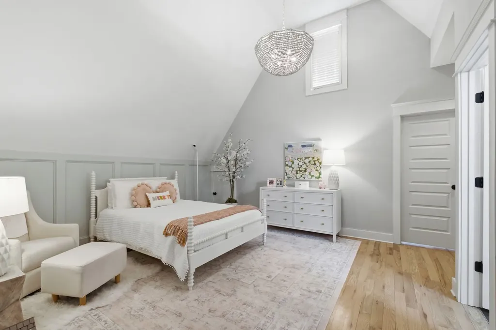 4018A Woodmont Boulevard Nashville TN 37205