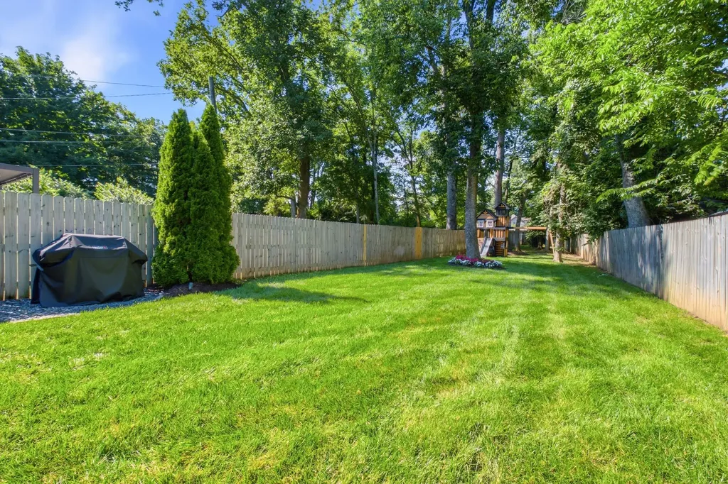 4018A Woodmont Boulevard Nashville TN 37205