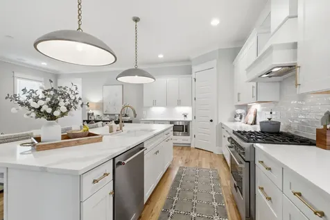 4018A Woodmont Boulevard Nashville TN 37205