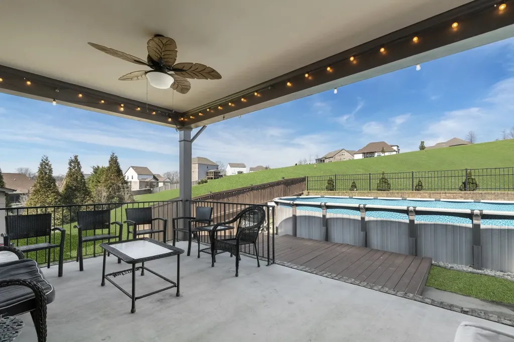 1034 Red Pepper Ridge Spring Hill TN 37174