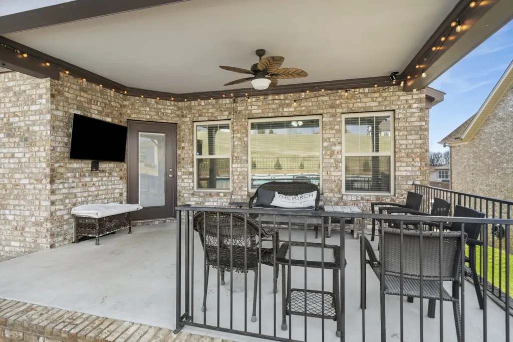 1034 Red Pepper Ridge Spring Hill TN 37174