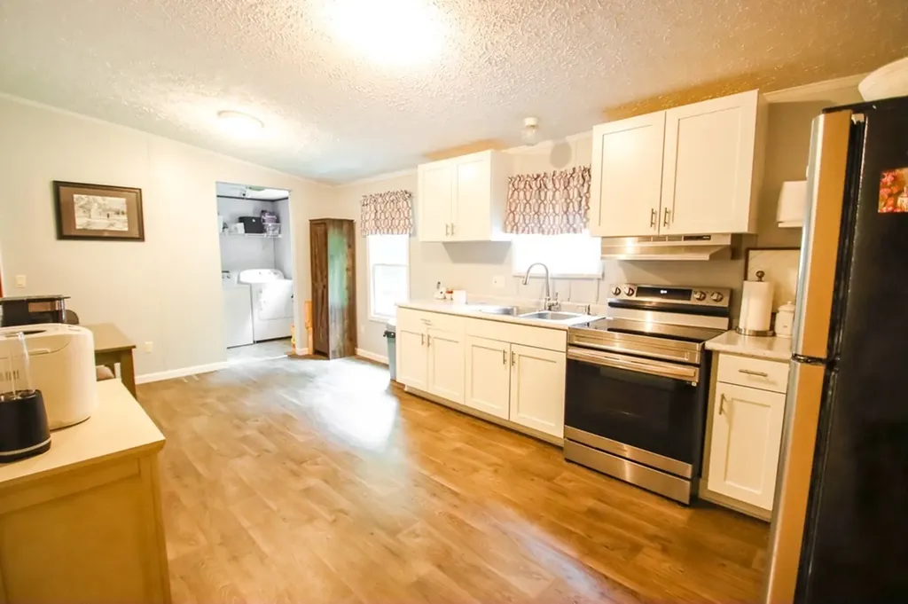 541 Toy Slatten Road Sparta TN 38583