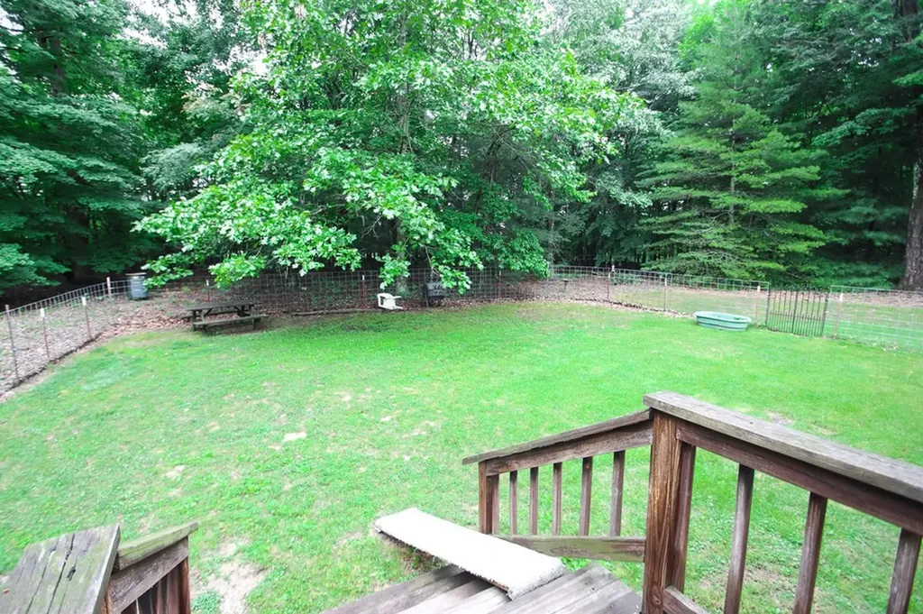 541 Toy Slatten Road Sparta TN 38583