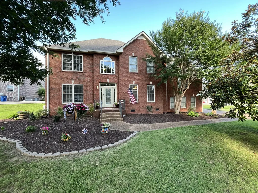 145 N Wynridge Way Goodlettsville TN 37072