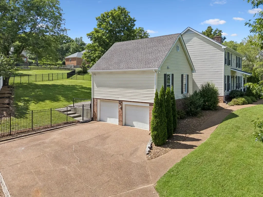 509 N Woods Court Brentwood TN 37027