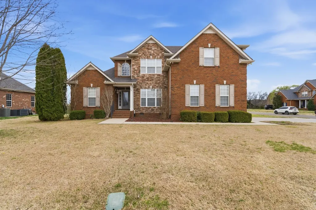 2733 Presley Drive Murfreesboro TN 37128