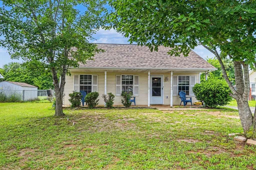 454 Cranklen Circle Clarksville TN 37042