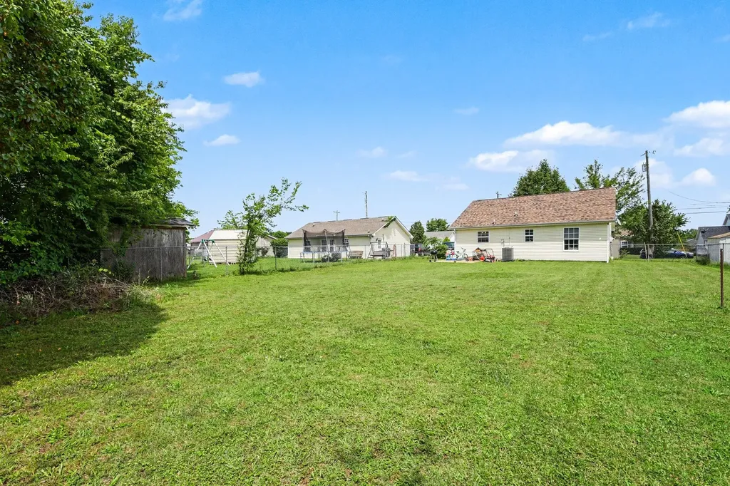 454 Cranklen Circle Clarksville TN 37042
